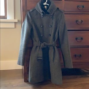 Belted arm green checker wool jacket